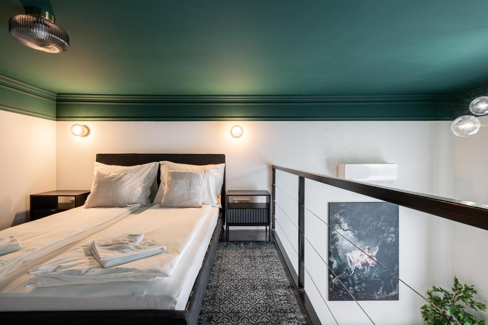 E41 - Trendy Boutique Apartments - Prime Spot By Bqa Budapest Habitación foto