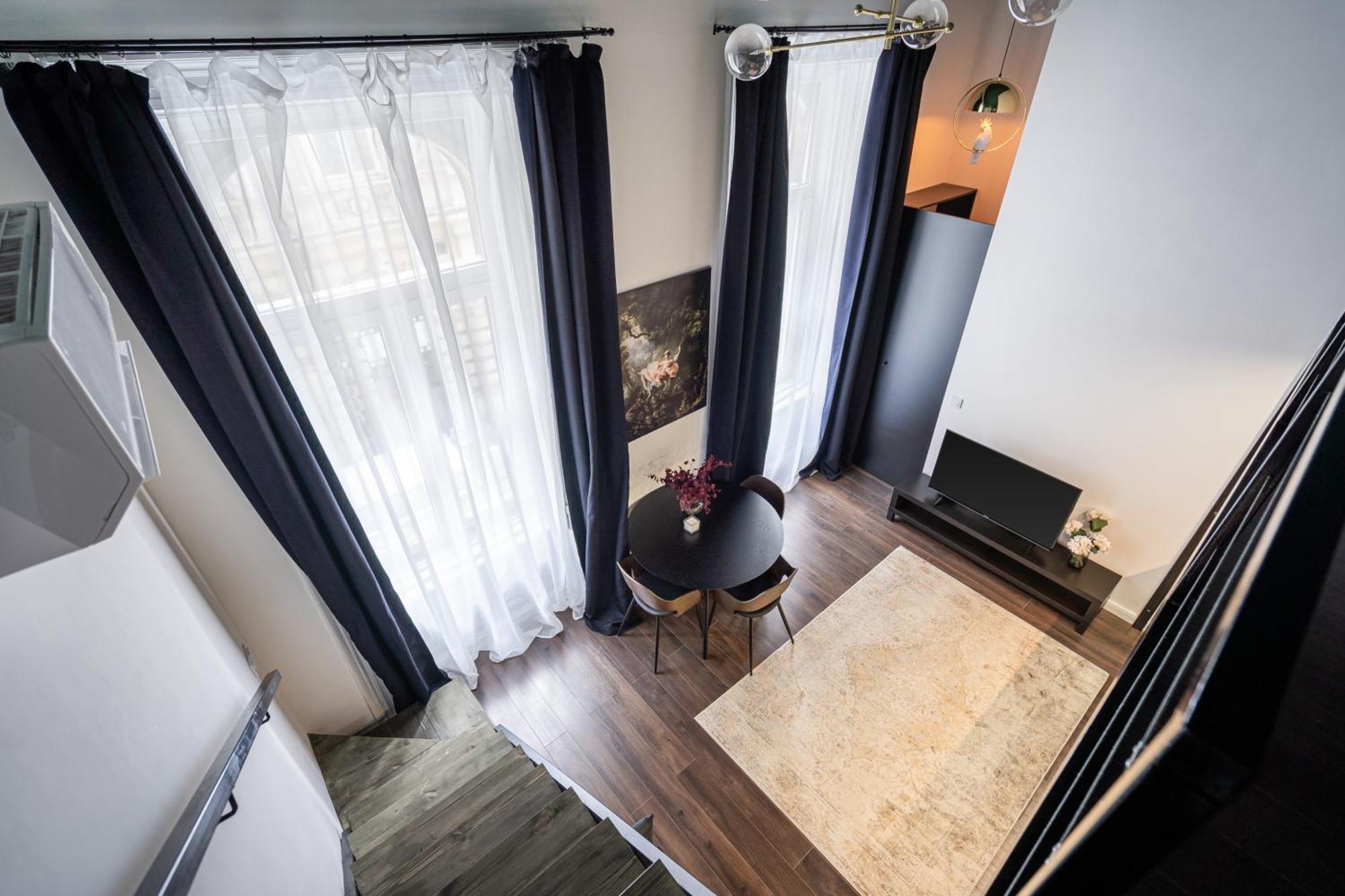 E41 - Trendy Boutique Apartments - Prime Spot By Bqa Budapest Habitación foto